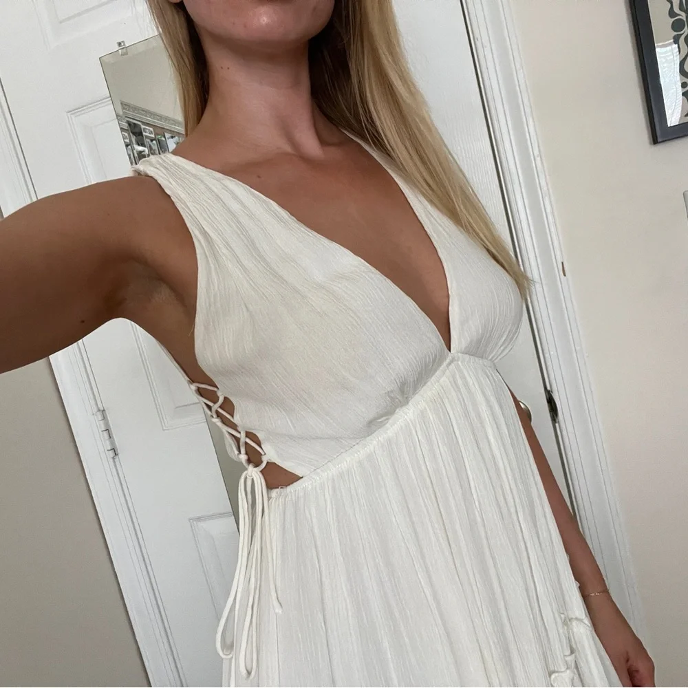 White dress by Cotton Candy - Picture 6 of 9